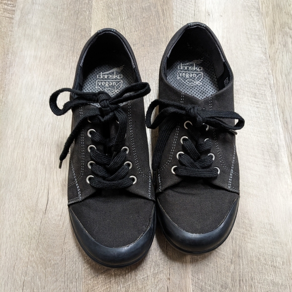 Dansko Black Vegan Leather Heeled Shoes Size 38 - Picture 1 of 11